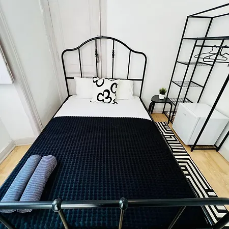 Luxury In Lisbon, Marques De Pombal אכסניה