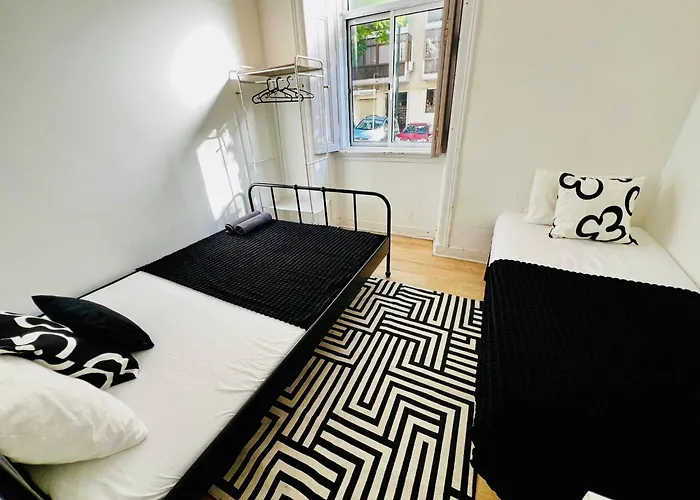 Hostel Luxury In Lisbon, Marques De Pombal *