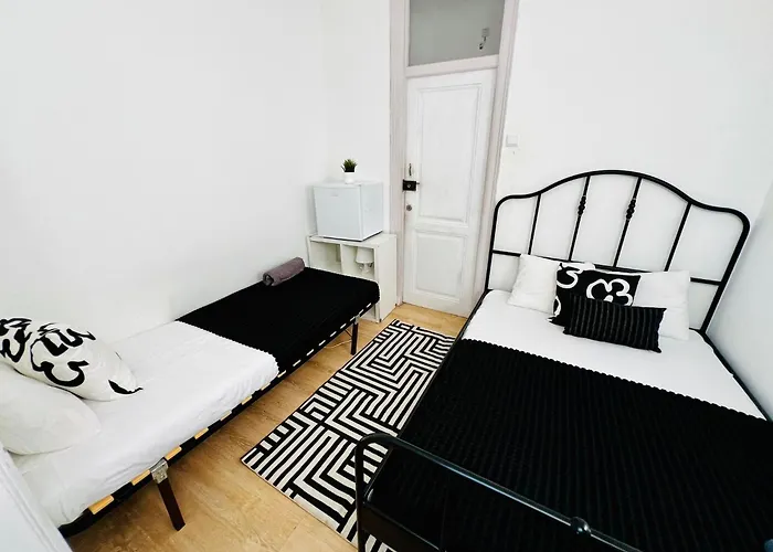 Hostel Luxury In Lisbon, Marques De Pombal Lisboa